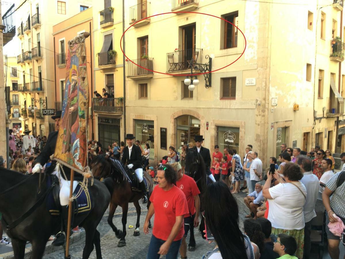 Apartamento En Plaza Sedassos Centro Historico Tarragona