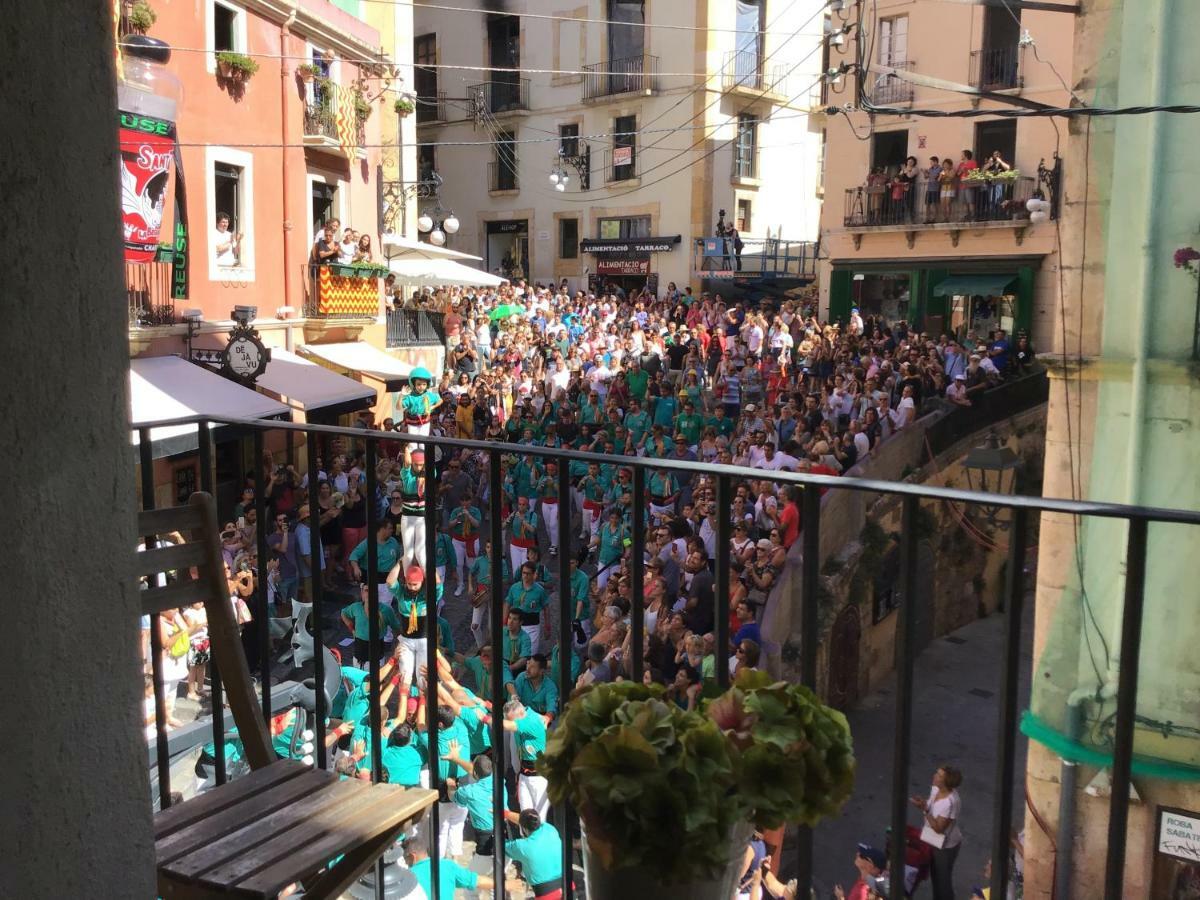 En Plaza Sedassos Centro Historico Tarragona